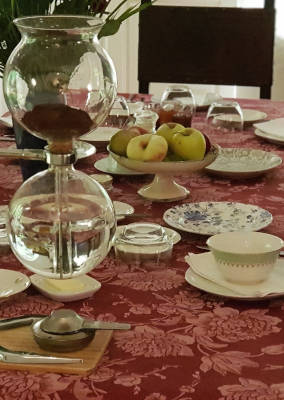 Petit déjeuner avec cafetière Hellem