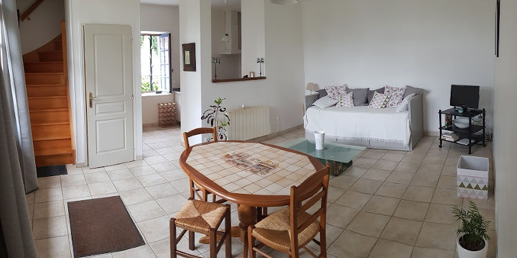 Vues de la salle d'eau de la chambre d'hôtes Les Frênes