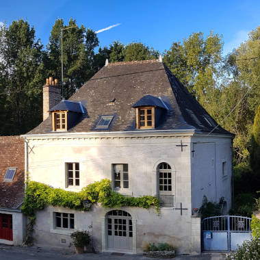 Le Moulin Hodoux et sa glycine bientôt centenaire